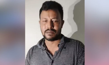 শহীদ আবু সাঈদের মাকে নিয়ে কুরুচিপূর্ণ মন্তব্য, পুলিশ সদস্যকে অব্যাহতি