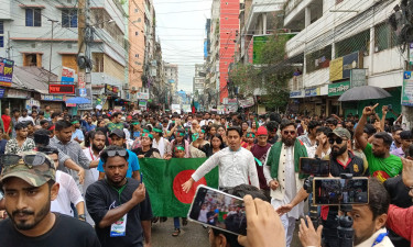 নাহিদের স্লোগানে মুখরিত এনসিপির পদযাত্রা