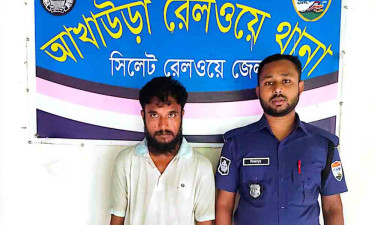 ব্রাহ্মণবাড়িয়ায় আন্ত নগর ট্রেনের টিকিটসহ কালোবাজারি গ্রেপ্তার
