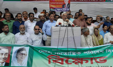 চোরাই পথে কেউ কেউ ক্ষমতায় যাওয়ার অপচেষ্টায় লিপ্ত : জাহিদ হোসেন