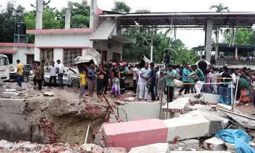 রংপুরে ফিলিং স্টেশনে বিস্ফোরণ, নিহত ১