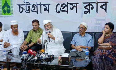 ফ্যাসিবাদ মোকাবেলায় সাংবাদিকদের ভূমিকা রাখার আহবান ফরহাদ মজহারের