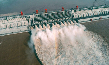 তিব্বত-ভারতে প্রবাহিত নদীতে বাঁধ নির্মাণ শুরু চীনের