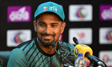 মিরপুরের উইকেট নিয়ে সাকিবের পুরনো কথা আওড়ালেন লিটন