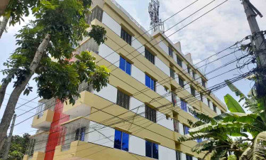 ট্রাফিক পরিদর্শকের সম্পদের পাহাড়