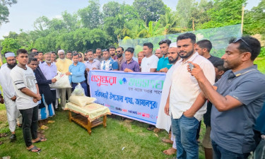 জুলাই বিপ্লবে শহীদ রাব্বীর পরিবারের পাশে দাঁড়িয়েছে বসুন্ধরা শুভসংঘ