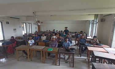 ৫ মাস পর কুয়েট শিক্ষার্থীরা ক্লাসে, আসেননি শিক্ষকরা
