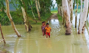 উত্তরে নদ-নদীর পানি বাড়ছে, বন্যার আশঙ্কা