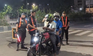 রাজধানীতে চলছে যৌথ বাহিনীর তল্লাশি