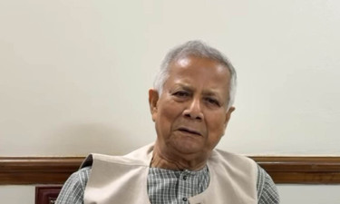বিমান বিধ্বস্তে হতাহতের মা-বাবাদের কী জবাব দেব : প্রধান উপদেষ্টা