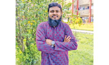 বিভাগে প্রথম, চাকরির পরীক্ষায়ও প্রথম