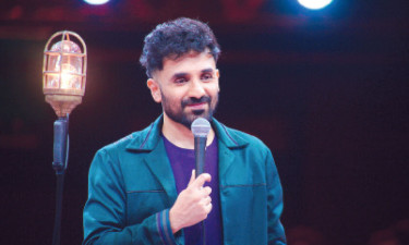 বীর দাস—ফুল ভলিউম
