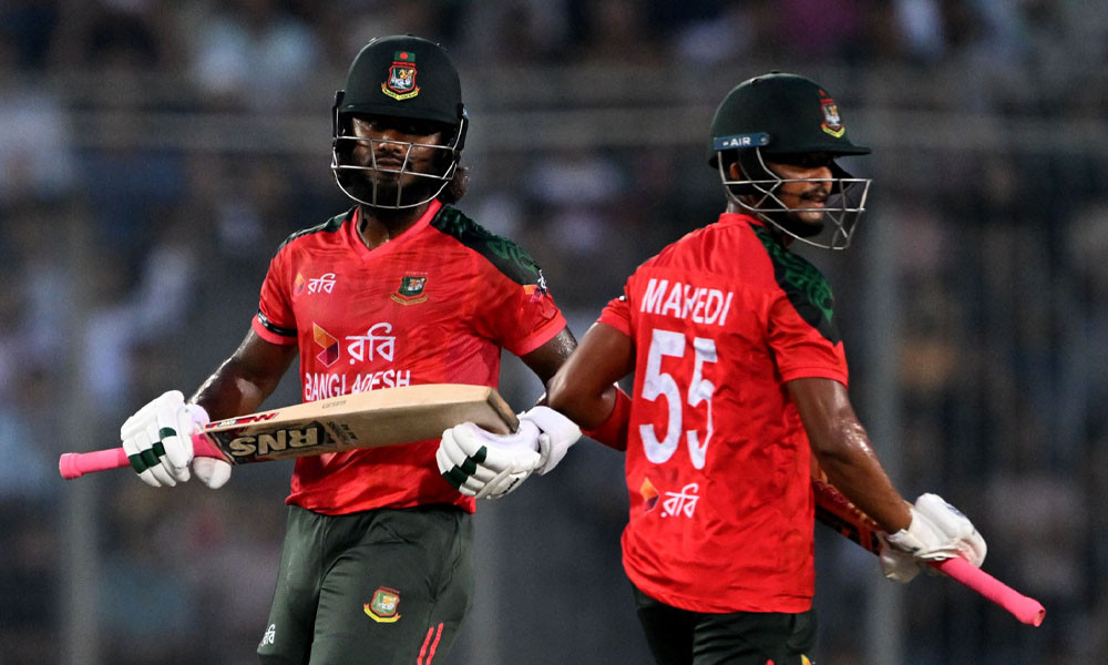 জাকেরের ফিফটিতে ১৩৩ রানের সংগ্রহ বাংলাদেশের
