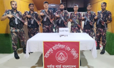 বিজিবি অভিযানে বিদেশি পিস্তল ও গুলি উদ্ধার