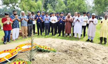 মাইলস্টোনের শিক্ষক মেহেরীন চৌধুরীর সমাধিতে শ্রদ্ধাঞ্জলি