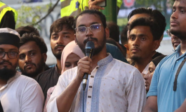 এক চাঁদাবাজ খেদাই, আরেক চাঁদাবাজ হাজির হয় : হান্নান মাসউদ