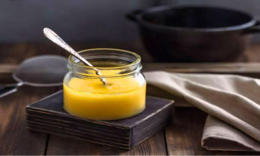 সকালে খালি পেটে ঘি খেলে কী হয়