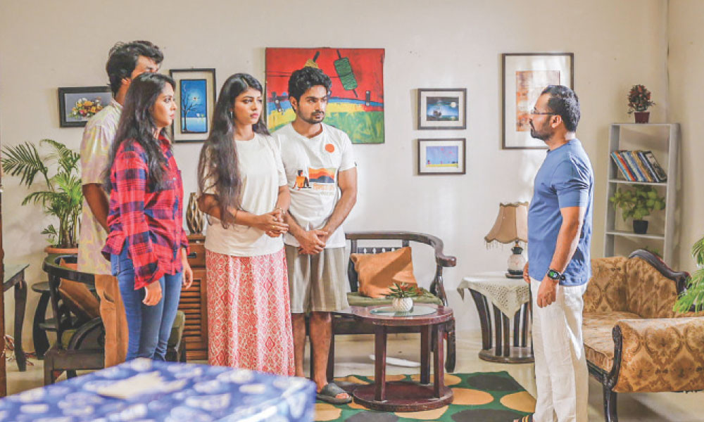 কাজিনস