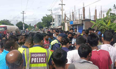সিংড়ায় সড়ক দুর্ঘটনায় প্রাণ গেল শিশু রাবেয়ার