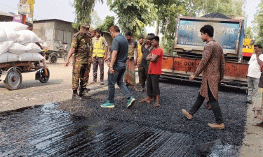 ২৬ কোটি টাকার সড়কে ৩৬৫ টন পাথর গায়েব