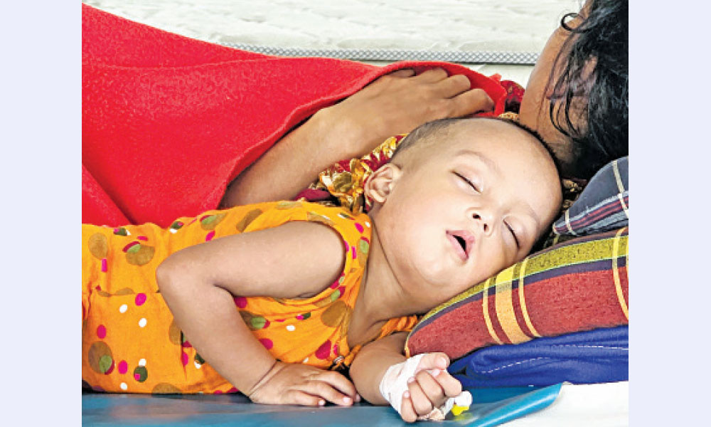 ডেঙ্গুতে আক্রান্ত