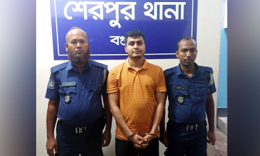 বগুড়ায় স্বেচ্ছাসেবক লীগ নেতা গ্রেপ্তার