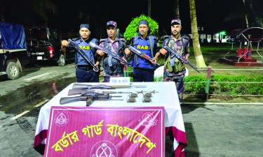 টেকনাফে যৌথ বাহিনীর অভিযান, বিপুল অস্ত্র ও গ্রেনেড উদ্ধার