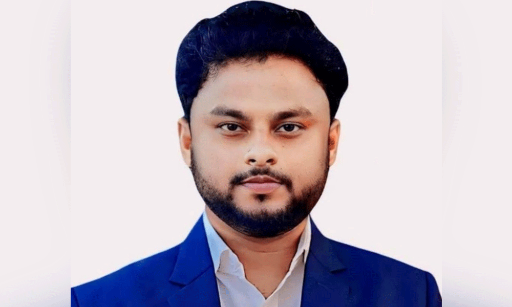 জন্ম-মৃত্যু নিবন্ধনে টানা দ্বিতীয়বার দেশসেরা ইউএনও ইজাজুল