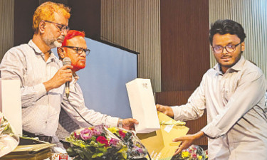 কালের কণ্ঠের পাঁচ সাংবাদিককে সম্মাননা