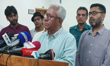 মেরুদণ্ড আছে বলেই ইসি সোজা হয়ে দাঁড়িয়ে আছে : সচিব