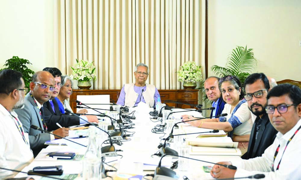 প্রান্তিক জনগোষ্ঠীর সেবা নিশ্চিতে সমাজসেবা কর্মকর্তাদের প্রধান উপদেষ্টার নির্দেশ