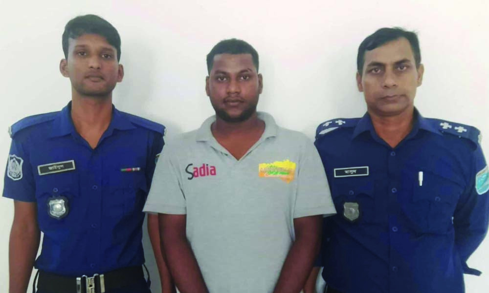 আশুলিয়ায় চাকরির প্রলোভনে কিশোরীকে ধর্ষণ, যুবক গ্রেপ্তার