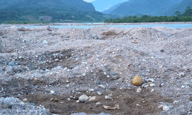 ১২ হাজার ঘনফুট পাথর উদ্ধার