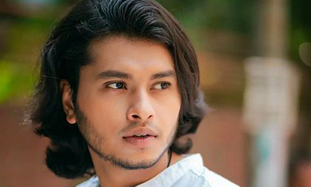 বঙ্গবন্ধু নিয়ে পোস্ট করে যে ব্যাখ্যা দিলেন আরশ খান