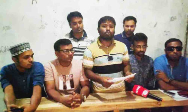 সংবাদ সম্মেলন করে এনসিপির ১৫ নেতার একযোগে পদত্যাগ