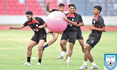 অনুশীলনে মনোযোগ কাবরেরার