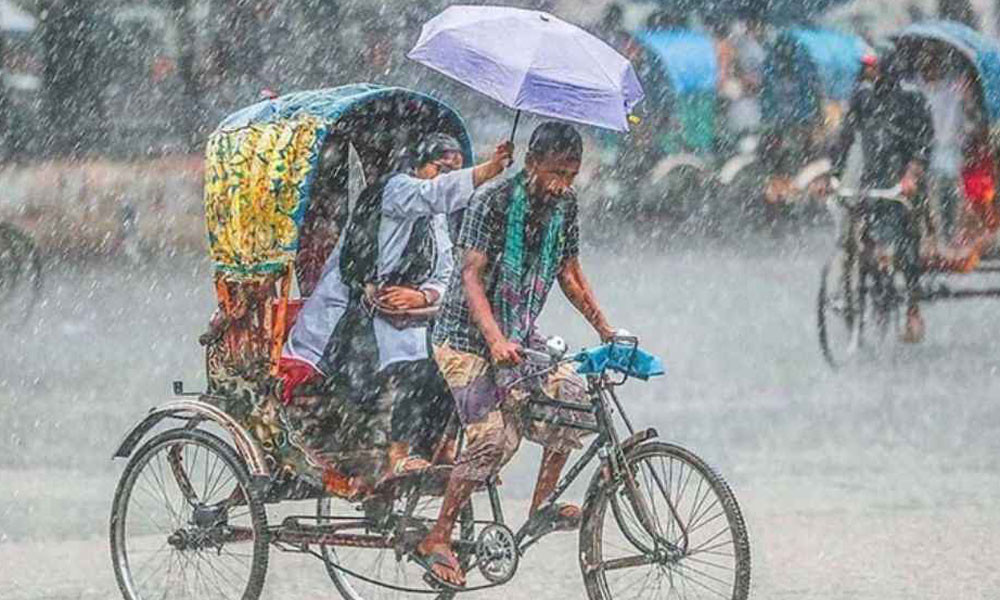 দেশজুড়ে বৃষ্টির আভাস, ৩ বিভাগে অতিভারি বর্ষণের শঙ্কা