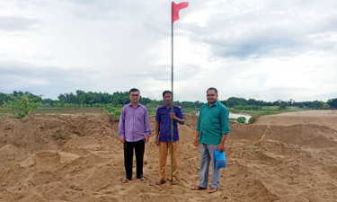 ফের নিলামে উঠল ১৩ কোটি টাকার বালু