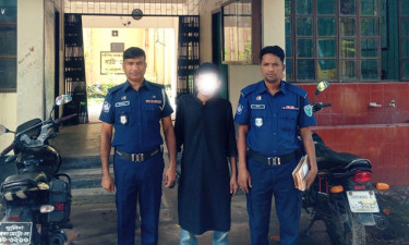 প্রবাসীর স্ত্রীকে ধর্ষণের অভিযোগে চিকিৎসক গ্রেপ্তার