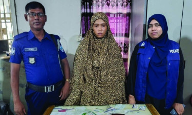 কুমিল্লায় ইয়াবাসহ নারী মাদক কারবারি গ্রেপ্তার