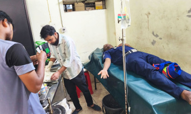 কুমিল্লায় চাঁদাবাজবিরোধী অভিযানে হামলা, আহত ৩ পুলিশ সদস্য