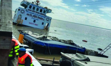 ভোলার মেঘনায় সিমেন্ট বোঝাই জাহাজডুবি, ১১ নাবিক উদ্ধার
