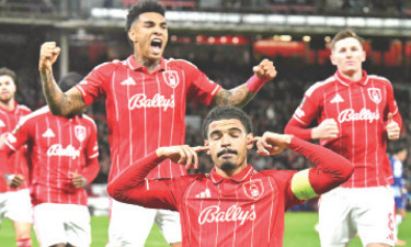 ফরেস্টের জয়