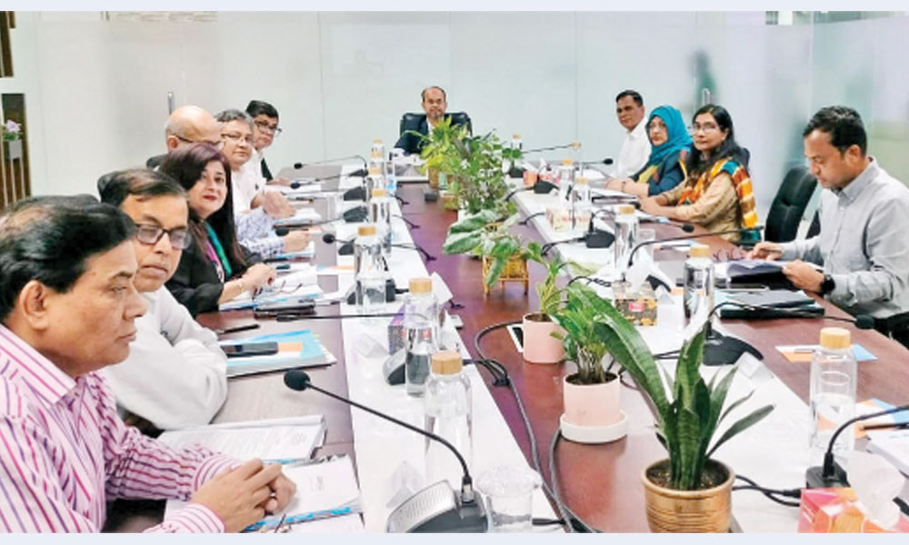 Tabiatdagi gozal yalangoch dumba