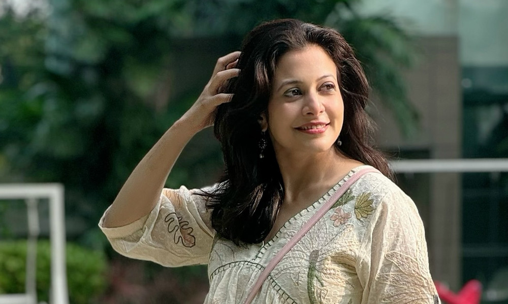 Porno ushlangan birodarni tomosha qiling