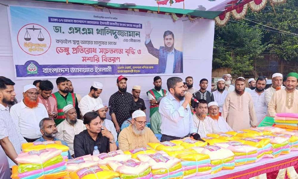 Porno aktrisa Masha Kozhevnikova Kiyim-kechak bilan oshxonada tez jinsiy aloqa porno video