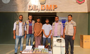 রাজধানীতে বিপুল পরিমাণ জাল টাকাসহ গ্রেপ্তার ২
