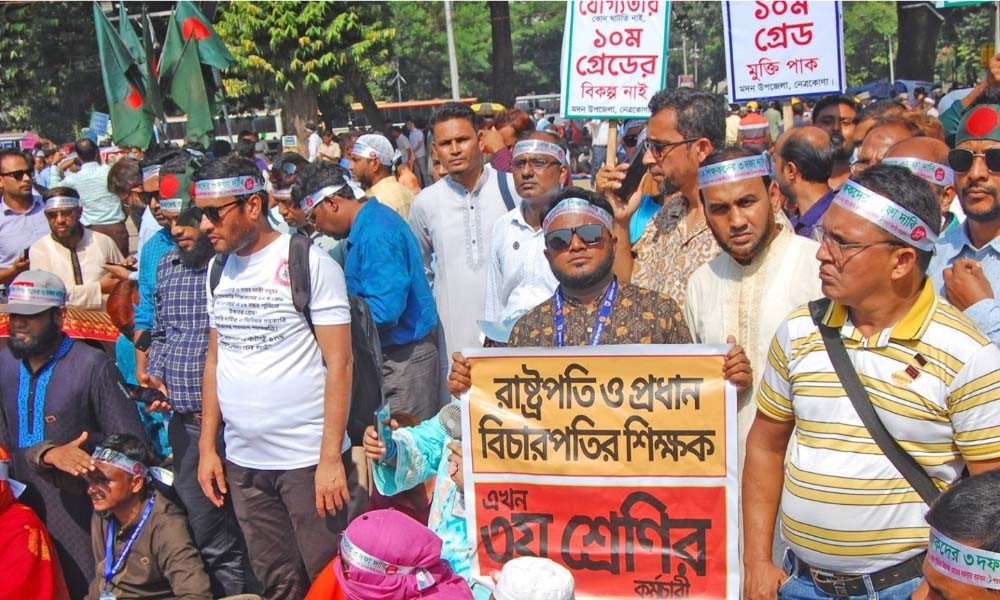 Yalangoch pop musiqachilar