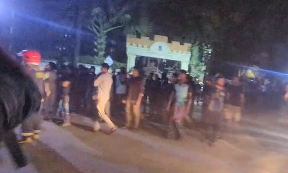 ঢাবির বিজয় একাত্তর হলের আগুন নিয়ন্ত্রণে