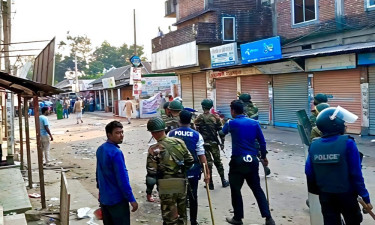 গ্রেপ্তার-আতঙ্কে পুরুষশূন্য মাধবপুরের দুই গ্রাম